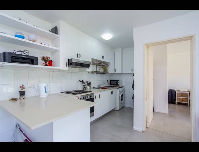1 BEDROOM APARTMENT FOR SALE IN KENILWORTH